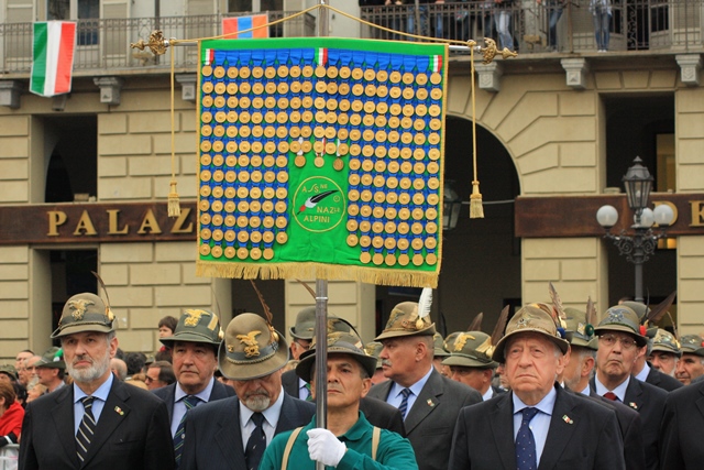 Alpini Labaro Nazionale